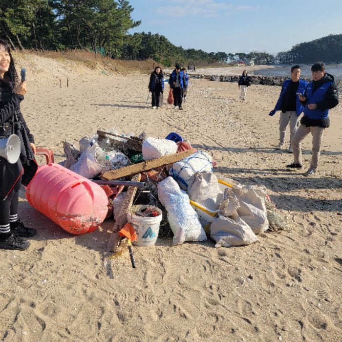 용유해변 정화 사진
